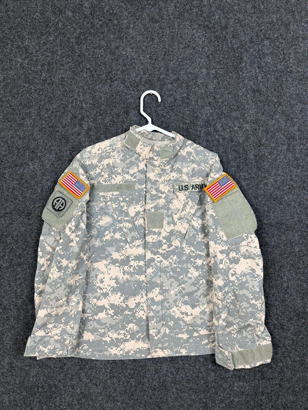 US Army ACU UCP Digital Camo Combat Coat Small Short 2008 Patches Uniform